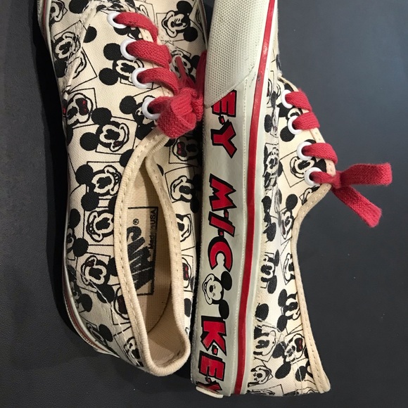 Mickey Mouse Tennis Shoes by Vans - Picture 3 of 10